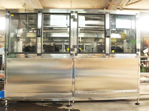 全自动鲜啤桶外洗机