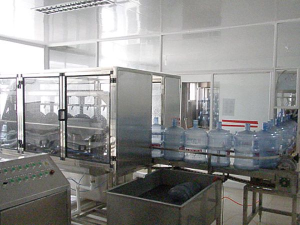 大桶水灌装包装生产线