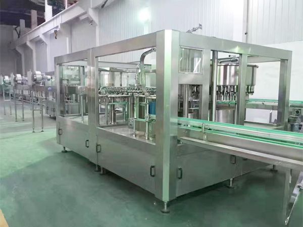 瓶装水灌装设备