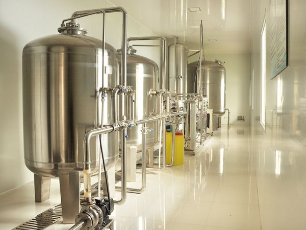 12吨山泉水生产设备案例现场